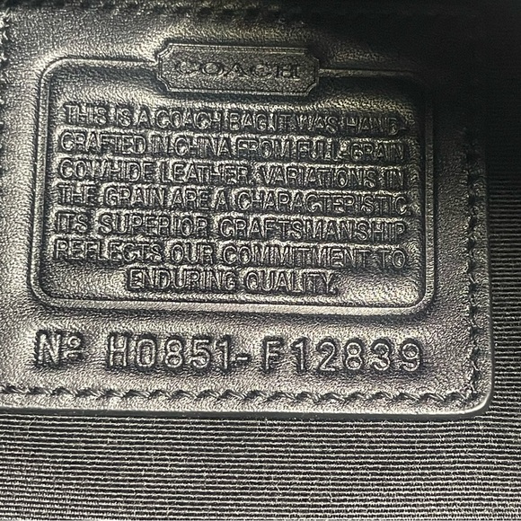 Coach Black Patent Leather Tote Excellent, classy, LIKE NEW VERY WELL CARED FOR - Picture 10 of 17